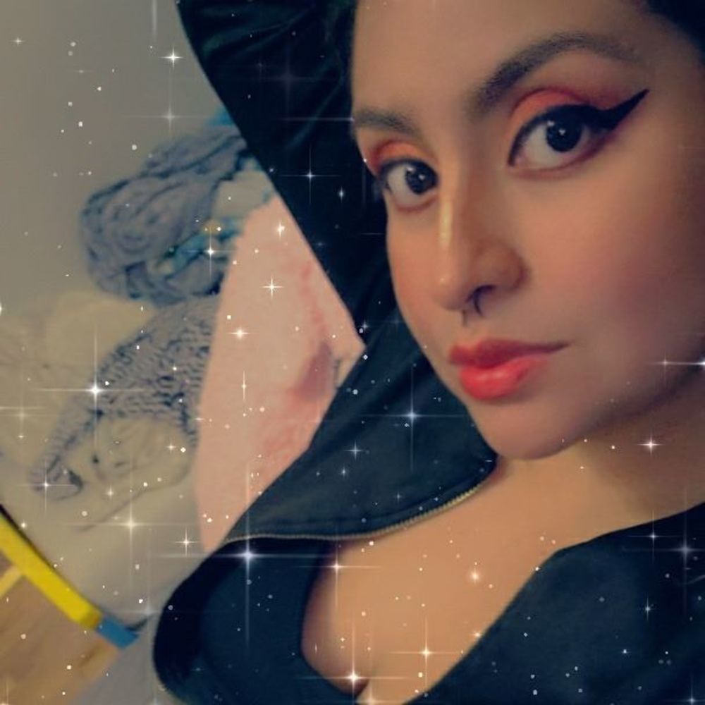 Meet your Posher, Luna